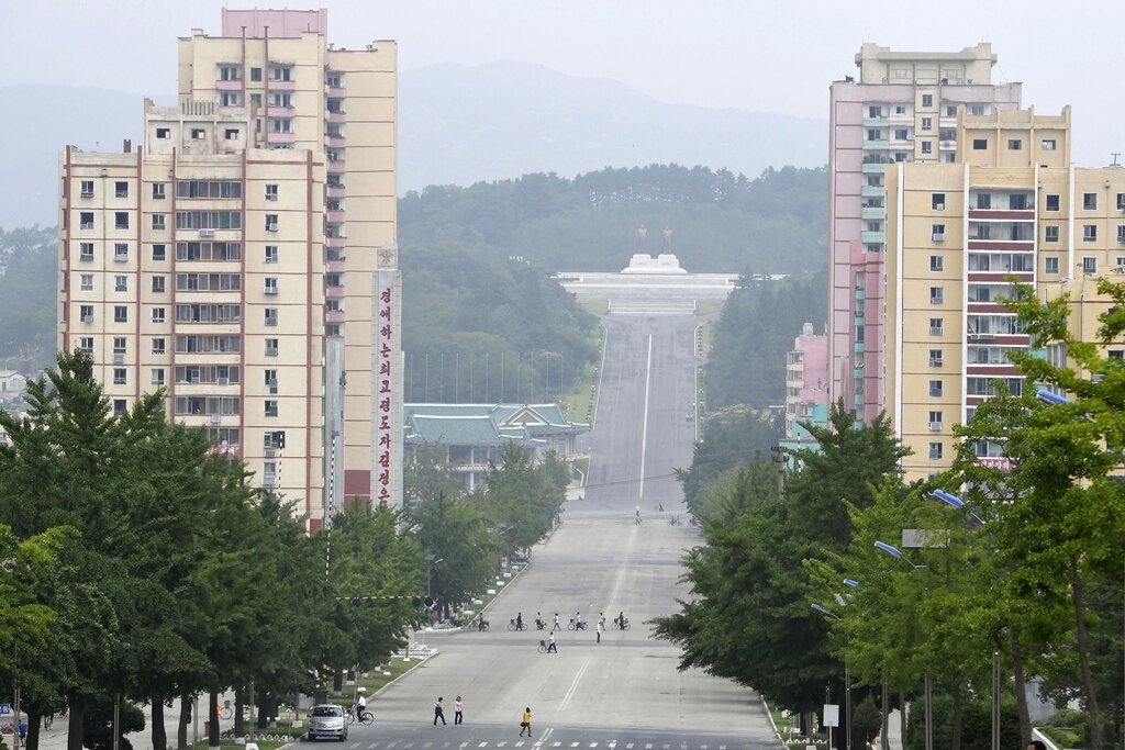North Korea last month declared an emergency and imposed a lockdown on Kaesong near the inter-Korean border. Photo: AP 3759 n korea virus 280720 ap