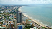 Southern province strives to earn VND24 trillion from seaport services