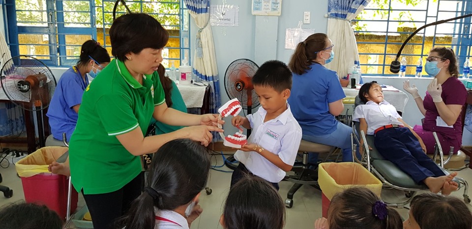 International volunteers provide dental care for Quang Nam locals