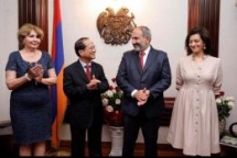 kazakhstans lower house chairman visits hanoi university