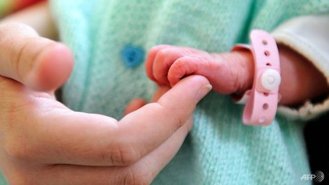 Kangaroo care: Why skin-to-skin contact with baby is vital
