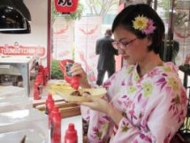 chili sauce turns vietnamese american into millionaire