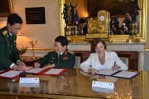 vietnam france sign joint vision statement on defence cooperation