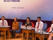 prime minister encourages vietnamese couples to get married before 30