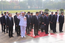 top chinese leader pays tribute to late president ho chi minh