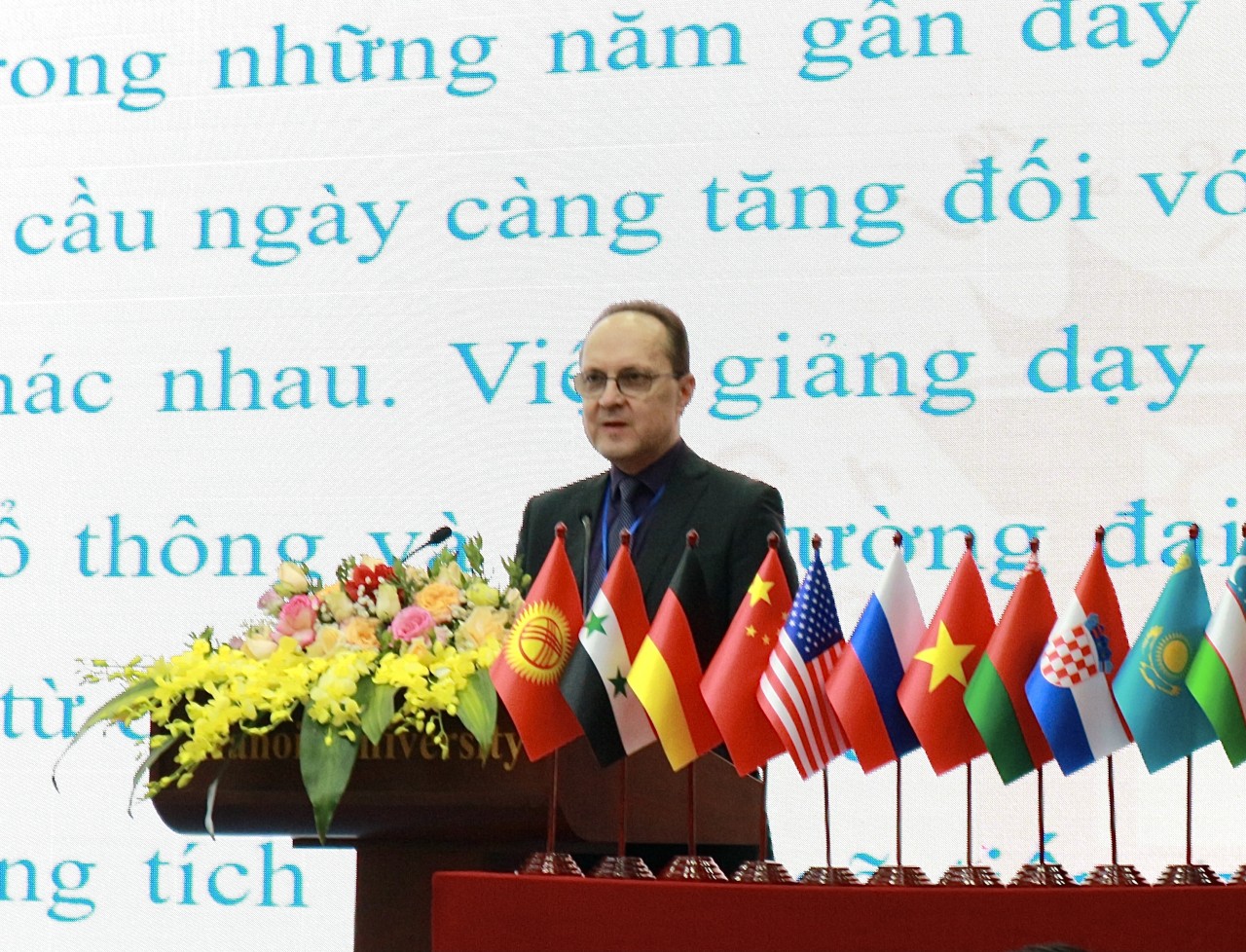 Giao lưu trao đổi học thuật giữa các nhà khoa học, Nga ngữ học Việt Nam và Liên bang Nga Giao lưu trao đổi học thuật giữa các nhà khoa học, Nga ngữ học Việt Nam và Liên bang Nga