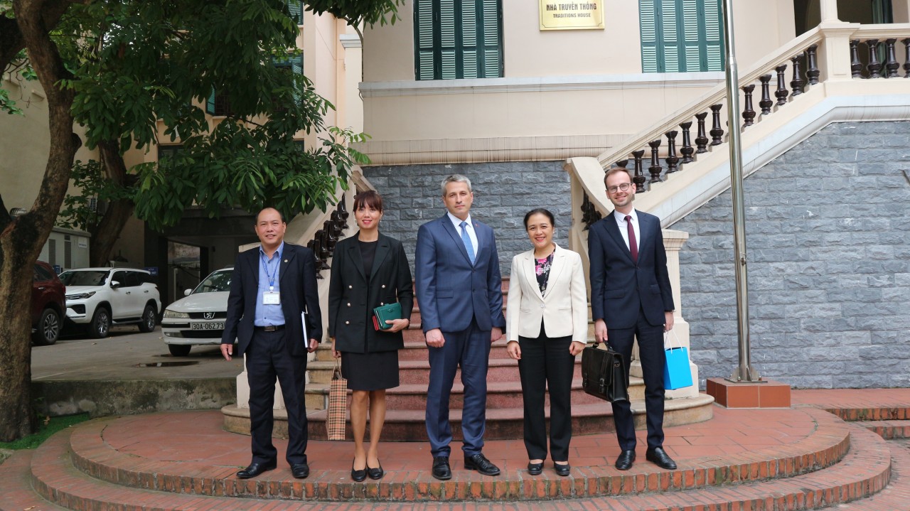 VUFO, Đại sứ quán Belarus tại Việt Nam sẽ tiếp tục thúc đẩy ngoại giao nhân dân VUFO, Đại sứ quán Belarus tại Việt Nam sẽ tiếp tục thúc đẩy ngoại giao nhân dân