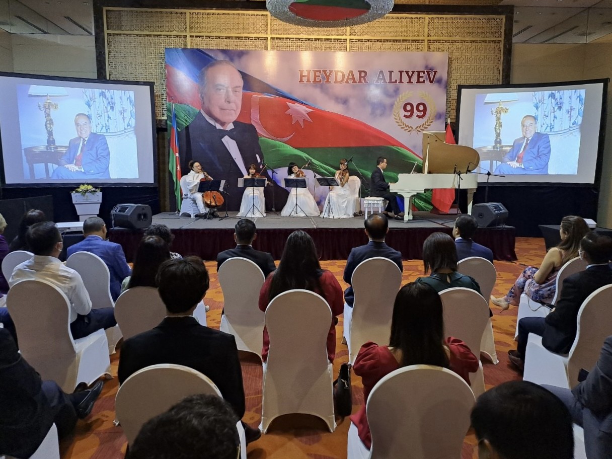 Quan hệ hữu nghị truyền thống Việt Nam – Azerbaijan