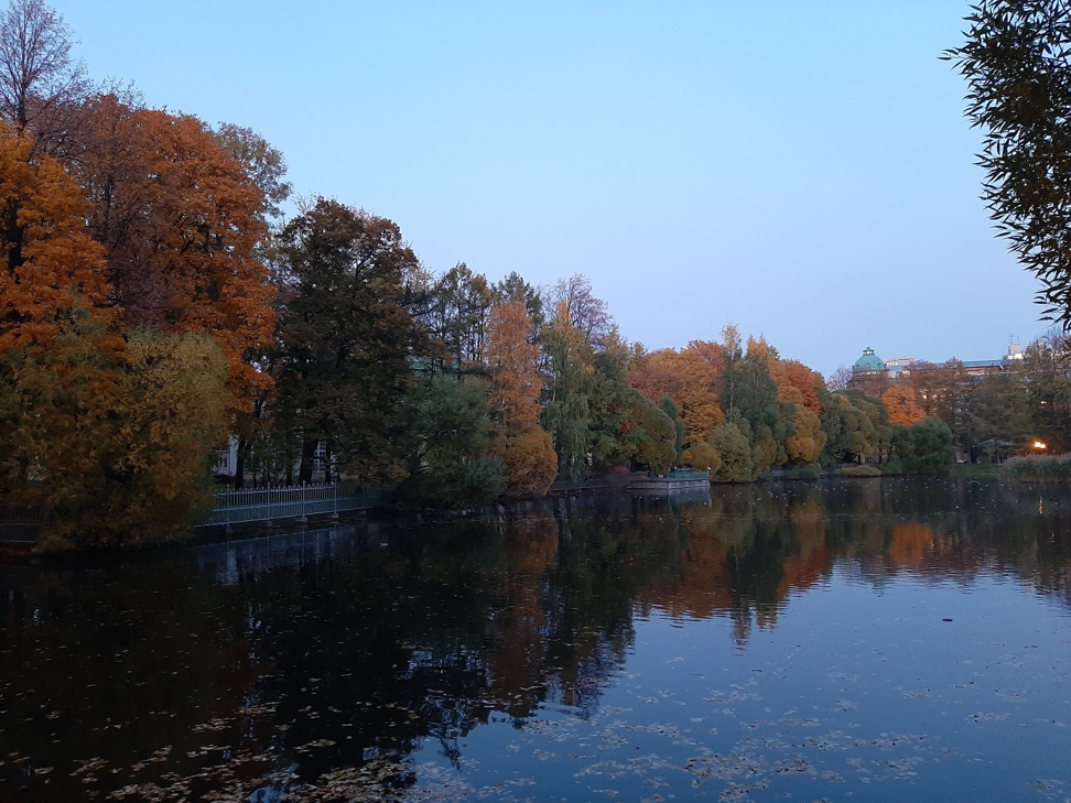 Mùa thu vàng tại Saint-Petersburg trong mắt người Nga Mùa thu vàng tại Saint-Petersburg trong mắt người Nga