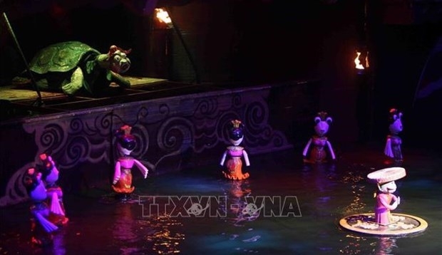 Французской публике представили вьетнамский кукольный театр на воде Французской публике представили вьетнамский кукольный театр на воде
