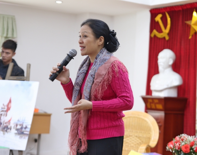 doi ban voi xung va cung bieu tuong cua tinh ban hai nuoc viet nam lien xo