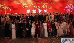 van khan cung giao thua ngay 30 tet nam 2020 trong nha va ngoai troi day du chuan nhat