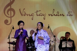 goi y cho viet kieu mua qua tang nguoi than o tp hcm khi ve nuoc