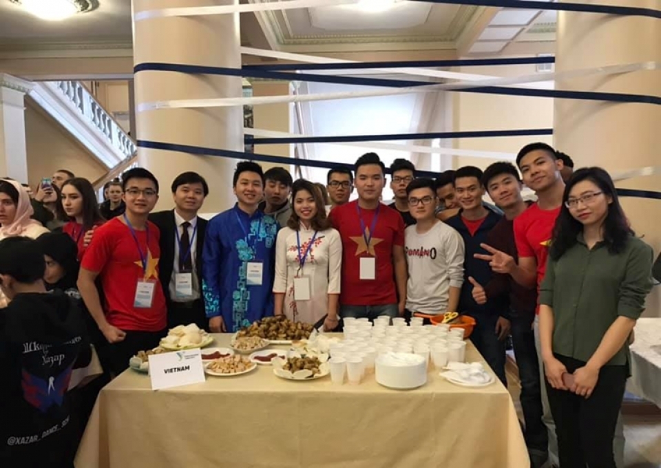 Điểm sáng hoạt động thanh niên Việt Nam tại các trường đại học ở Ural diem sang hoat dong thanh nien viet nam tai cac truong dai hoc o ural 74157