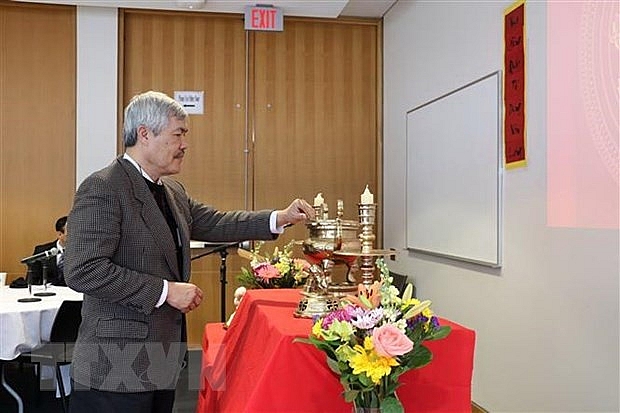 Người Việt ở Canada tri ân công đức Tổ tiên nguoi viet o canada tri an cong duc to tien