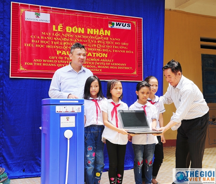 Đem nước sạch về nơi rốn lũ miền Trung dem nuoc sach ve noi ron lu mien trung