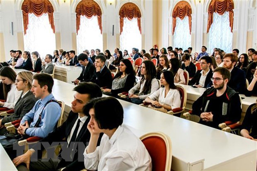 Học giả Nga nói về di sản tinh thần Hồ Chí Minh sau 50 năm hoc gia nga noi ve di san tinh than ho chi minh sau 50 nam