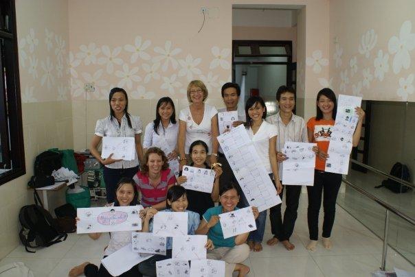 Một gia đình người Anh 17 năm giúp đỡ trẻ tự kỷ ở Việt Nam mot gia dinh nguoi anh 17 nam giup do tre tu ky o viet nam