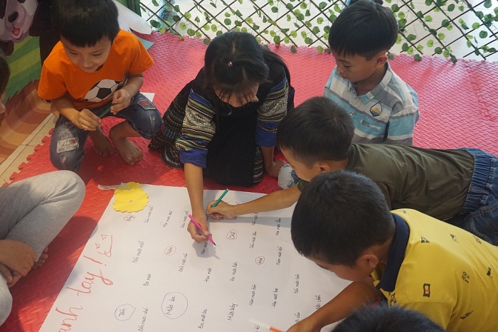 Save the Children thúc đẩy thói quen đọc sách cho trẻ em save the children thuc day thoi quen doc sach cho tre em