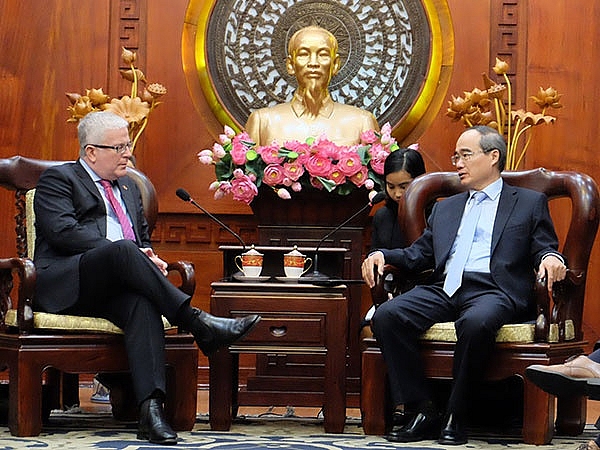 Đại sứ Craig Chittick: Tin cậy là nền tảng cho mối quan hệ Australia – Việt Nam dai su craig chittick tin cay la nen tang cho moi quan he australia viet nam