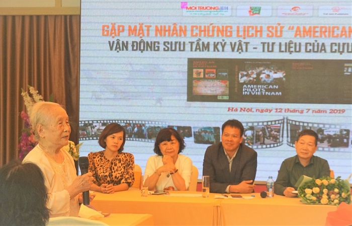 van dong suu tam ung ho ky vat thoi chien long tri an khat vong hoa binh va tinh than huu nghi