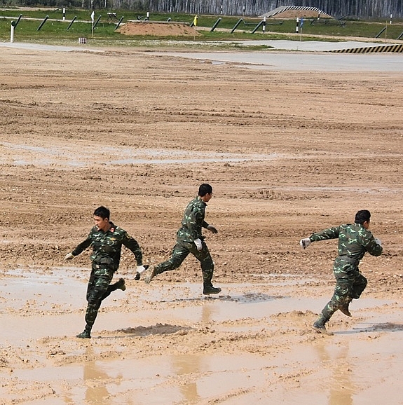Việt Nam giành ngôi Á quân đua xe tăng tại Nga army games 2019 doi tuyen xe tang viet nam gianh ngoi a quan
