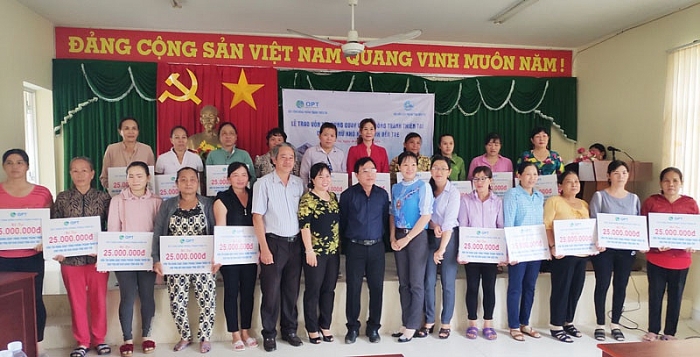 20 hộ nghèo ở Bến Tre có thêm điểm tựa nhờ vốn vay phòng tránh thiên tai 20 ho ngheo o ben tre co them diem tua nho von vay phong tranh thien tai