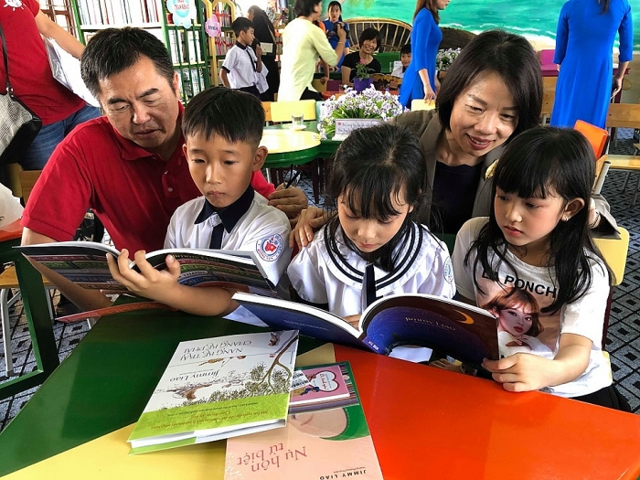 Thư viện thân thiện Zhishan biến giấc mơ thành hiện thực ở vùng khó Quảng Bình thu vien than thien zhishan bien giac mo thanh hien thuc o vung kho quang binh
