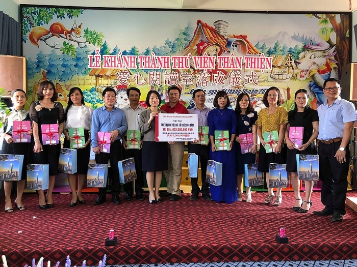 Thư viện thân thiện Zhishan biến giấc mơ thành hiện thực ở vùng khó Quảng Bình thu vien than thien zhishan bien giac mo thanh hien thuc o vung kho quang binh