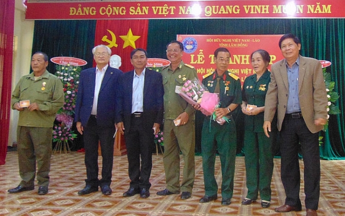 Ra mắt chi hội thứ hai của Hội hữu nghị Việt - Lào tỉnh Lâm Đồng ra mat chi hoi thu hai cua hoi huu nghi viet lao tinh lam dong cuu chien binh la thanh vien nong cot