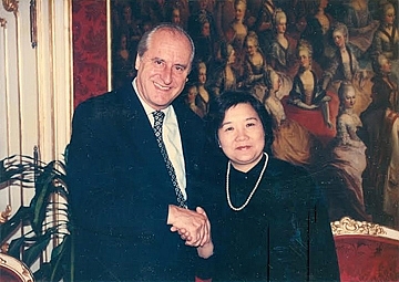 Đại sứ Nguyễn Thị Hồi - “bóng hồng” hiếm hoi trên mặt trận ngoại giao thập niên 70 dai su nguyen thi hoi bong hong thep tren mat tran ngoai giao
