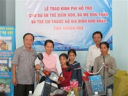 to chuc holt cham lo cho hang ngan tre thiet thoi o tinh khanh hoa