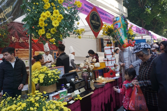 Liên hoan Ẩm thực quốc tế 2019: Bạn bè năm châu nối nhịp cầu nhân ái lien hoan am thuc quoc te 2019 ban be nam chau noi nhip cau nhan ai