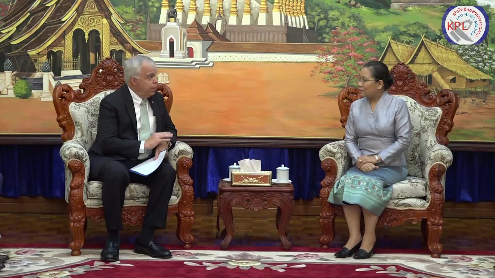 ລັດຖະມົນຕີ ຖວທ ຕ້ອນຮັບທູດອາເມລິກາປະຈຳລາວ