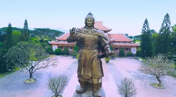 សោភណ្ណភាពដ៏ស្រស់ស្អាតគួរឲ្យទាក់ទាញនៅខេត្ត Binh Dinh