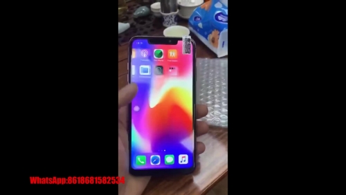 iPhone XI