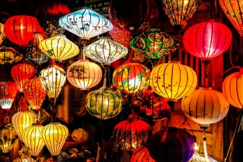 ហូយ​អាន (Hoi An) - ទីក្រុងនៃចង្កៀងគោម