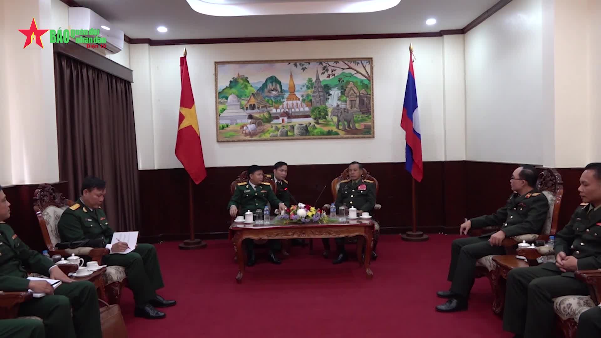 Video nhap: ພົບປະແລກປ່ຽນນາຍທະຫານໜຸ່ມ ຫວຽດນາມ-ລາວ ປີ 2022